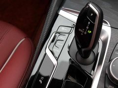 BMW 5 Series 530Li Leading M Sports Package - фото 14