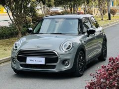 MINI 1.5T Cooper Classic 5-Door - фото 1