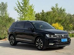 Volkswagen Tiguan L 330TSI Automatic FWD R-Line Premium Edition - фото 3