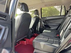 Volkswagen Tiguan L 330TSI Automatic FWD R-Line Premium Edition - фото 5