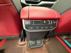 Toyota Crown Lufang 2.5L HEV four-wheel drive flagship version - фото 9