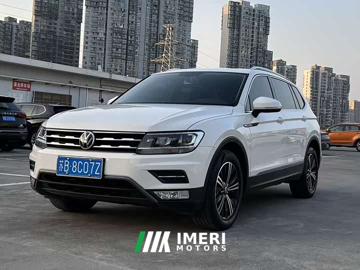 Volkswagen Tiguan L 330TSI automatic two-wheel drive smart version - автомобиль из Китая
