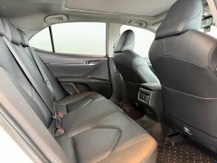 Toyota Camry 2023 2.5G Luxury Edition - фото 12