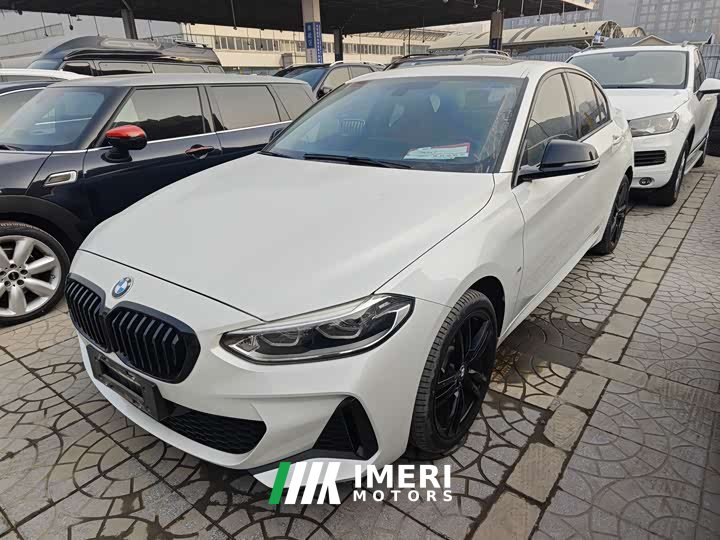 BMW 1 Series facelift 125i M Sports Night Edition - автомобиль из Китая
