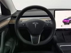 Tesla Model 3 rear-wheel drive version - фото 11