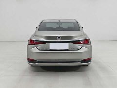 Lexus ES 200 Premium Edition - фото 2