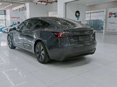 Tesla Model 3 rear-wheel drive version - фото 14