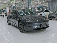 Tesla Model 3 rear-wheel drive version - фото 2