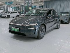Tesla Model Y rear-wheel drive version - фото 1