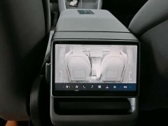Tesla Model Y rear-wheel drive version - фото 11