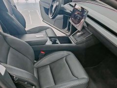 Tesla Model Y rear-wheel drive version - фото 12