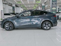 Tesla Model Y rear-wheel drive version - фото 5