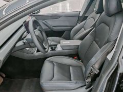 Tesla Model Y rear-wheel drive version - фото 6