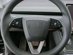 Tesla Model Y rear-wheel drive version - фото 8