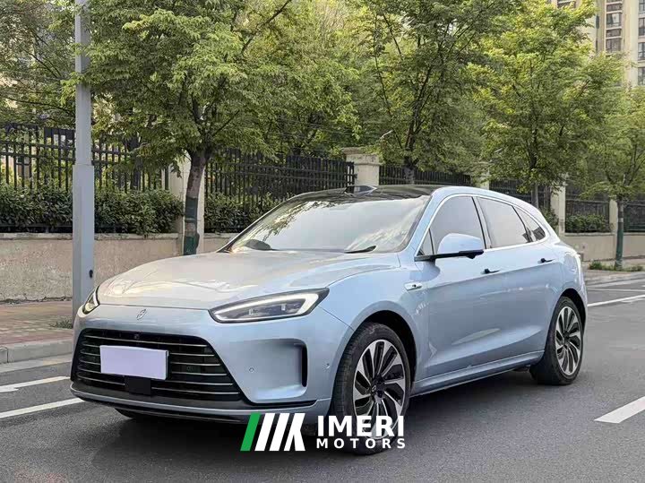 AITO Wenjie M5 extended range four-wheel drive smart driving version