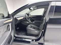 Tesla Model Y rear-wheel drive version - фото 10