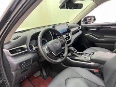 Toyota Highlander 2022 dual engine 2.5L four-wheel drive premium version 7 seats - фото 19