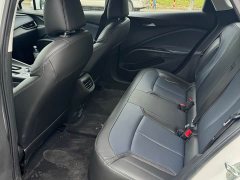 Tesla Model Y rear-wheel drive version - фото 6