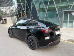 Tesla Model Y rear-wheel drive version - фото 4