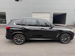 BMW X5 2022 xDrive 30Li Exclusive M Sports Package - фото 5