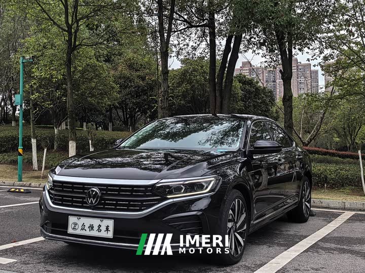 Volkswagen Passat 2023 330TSI Luxury Edition - автомобиль из Китая