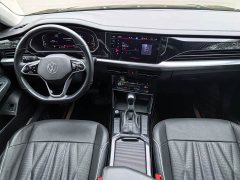 Volkswagen Passat 2023 330TSI Luxury Edition - фото 11
