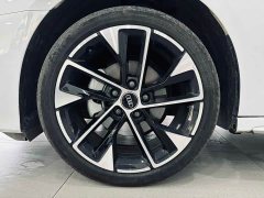 Audi A3 A3L Limousine 35TFSI Flying Spur Exclusive - фото 11