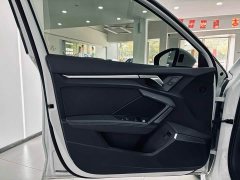 Audi A3 A3L Limousine 35TFSI Flying Spur Exclusive - фото 13