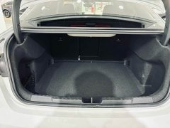 Audi A3 A3L Limousine 35TFSI Flying Spur Exclusive - фото 17