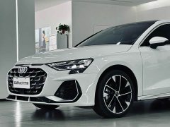 Audi A3 A3L Limousine 35TFSI Flying Spur Exclusive - фото 3
