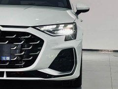 Audi A3 A3L Limousine 35TFSI Flying Spur Exclusive - фото 5