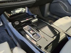 Audi A6L e-tron debuts Qiankun smart driving version - фото 9