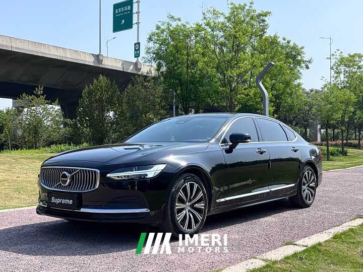 Volvo S90 B5 Zhiyi Luxury Edition - автомобиль из Китая