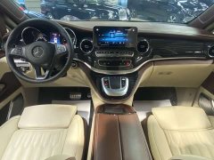 Mercedes-Benz V-Class 2022 V 260 L Long Wheelbase Luxury Edition - фото 9