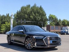 Audi A8 2022 A8L 50 TFSI quattro Comfort Collection Edition - фото 3