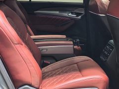 Audi Q6 45 TFSI quattro Shadow Warrior Edition 6 seats - фото 16