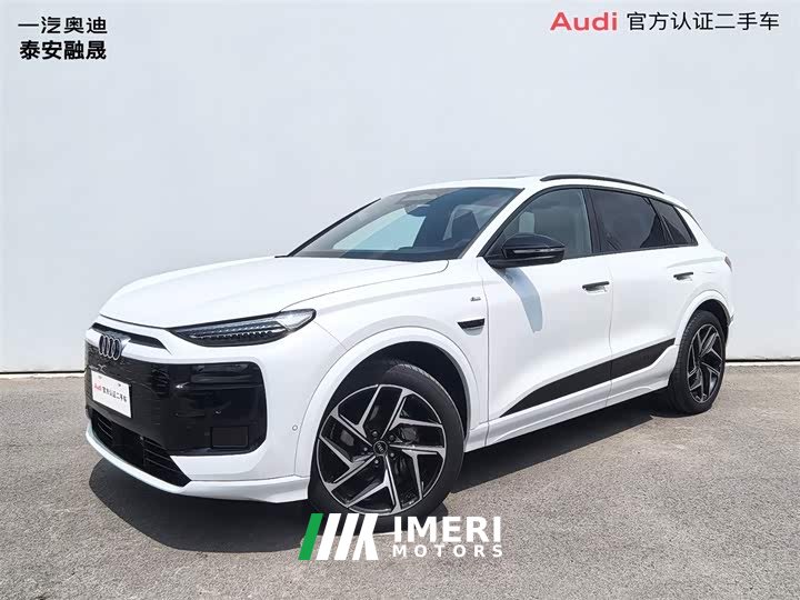 Audi Q6L e-tron 2026 first pilot version - автомобиль из Китая