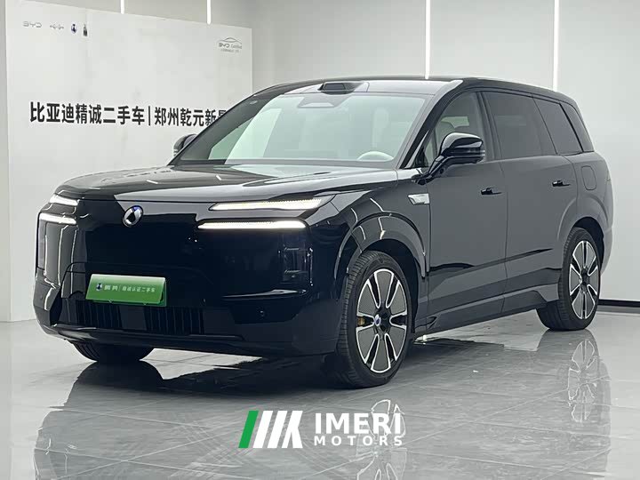 Denza N8L flagship - автомобиль из Китая