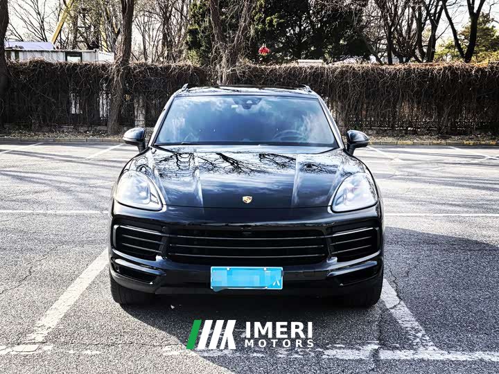 Porsche Cayenne 3.0T Platinum Edition - автомобиль из Китая