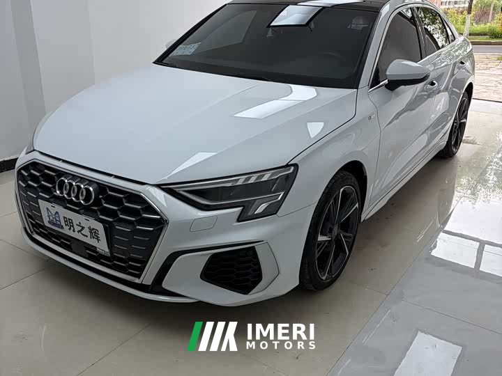 Audi A3 Sportback 35 TFSI stylish and sporty