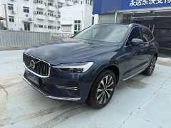 Volvo XC60 B5 four-wheel drive Zhiya Luxury Edition - фото 1