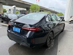 BMW 5 Series 2024 530Li M Sport Luxury Package - фото 6