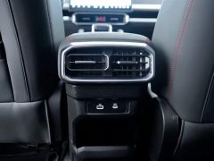 Jetour Traveler 2023 2.0T four-wheel drive crossover - фото 18