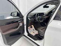 BMW X1 sDrive20Li fashionable - фото 7