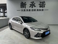 Toyota Camry 2.5G Deluxe Edition - фото 2