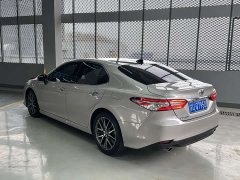 Toyota Camry 2.5G Deluxe Edition - фото 4