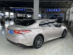 Toyota Camry 2.5G Deluxe Edition - фото 5