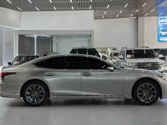 Lexus LS 2021 500h Excellence Edition - фото 8