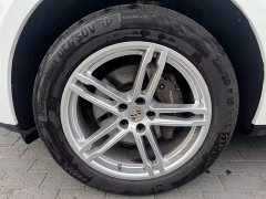 Porsche Macan 2.0T - фото 2