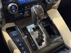 Toyota Wilfa Crown Dual Engine 2.5L HV Premium Edition - фото 16